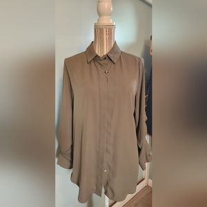 Button down collared blouse